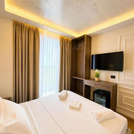 Olea Glass 4* Tirana